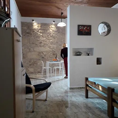 Beach Studio Apartment Kissamos